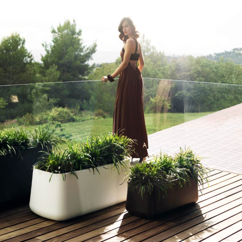 bac à fleurs en polyéthylène