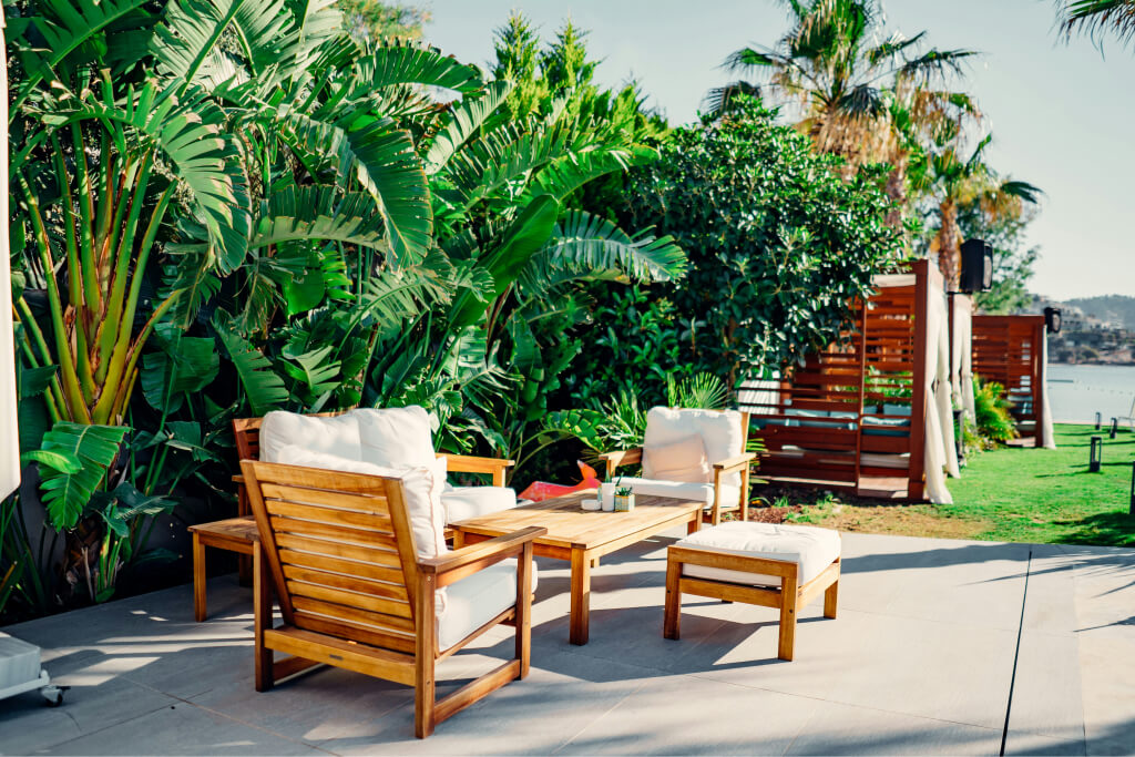 Comment choisir le meilleur ensemble de tables et de chaises pour votre jardin ?